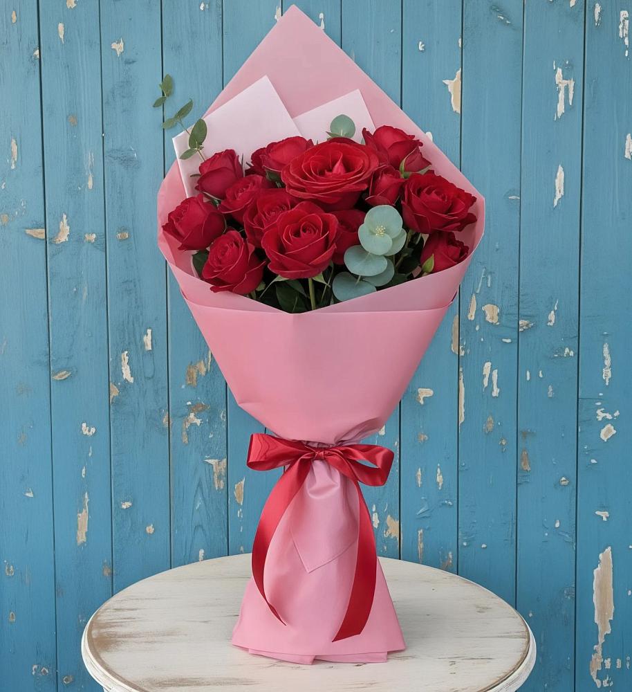 Букет цветов из: Розы в Орджоникидзевском