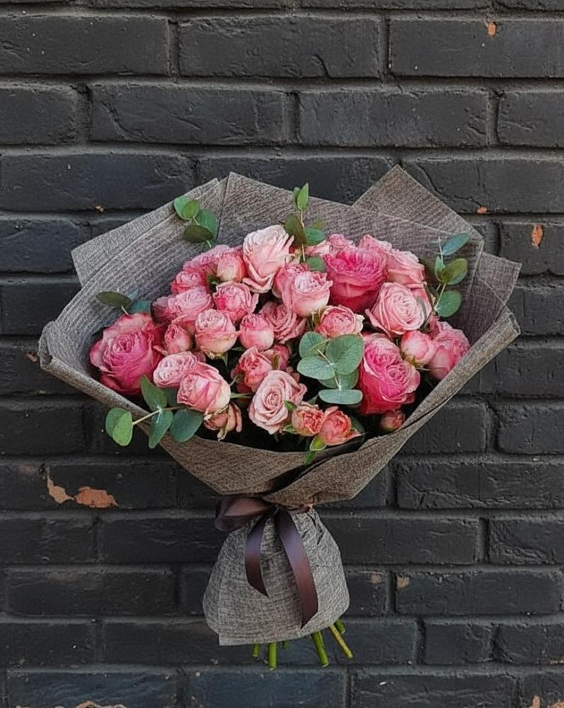 Букет цветов из: Розы в Орджоникидзевском