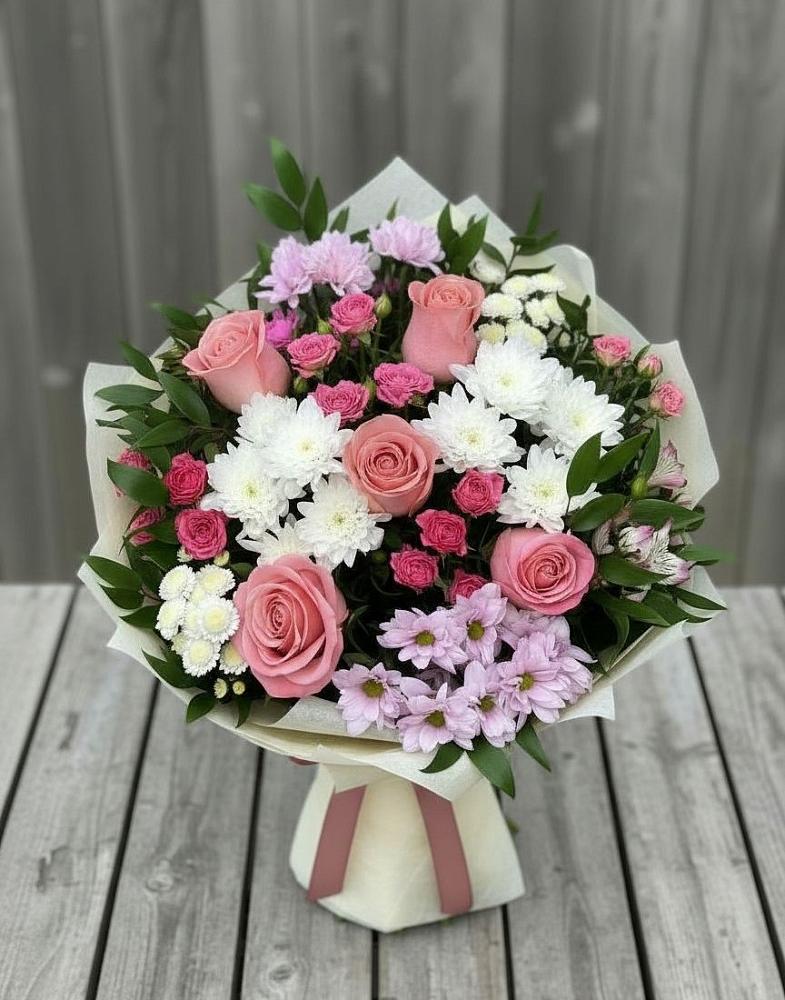 Букет цветов из: Альстромерии, Гвоздики, Розы и Хризантемы в Орджоникидзевском