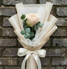 Букет цветов из:  Розы в Орджоникидзевском