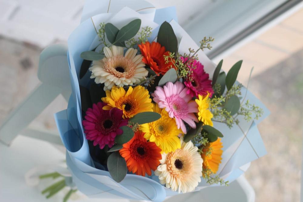 Букет цветов из: Герберы в Орджоникидзевском