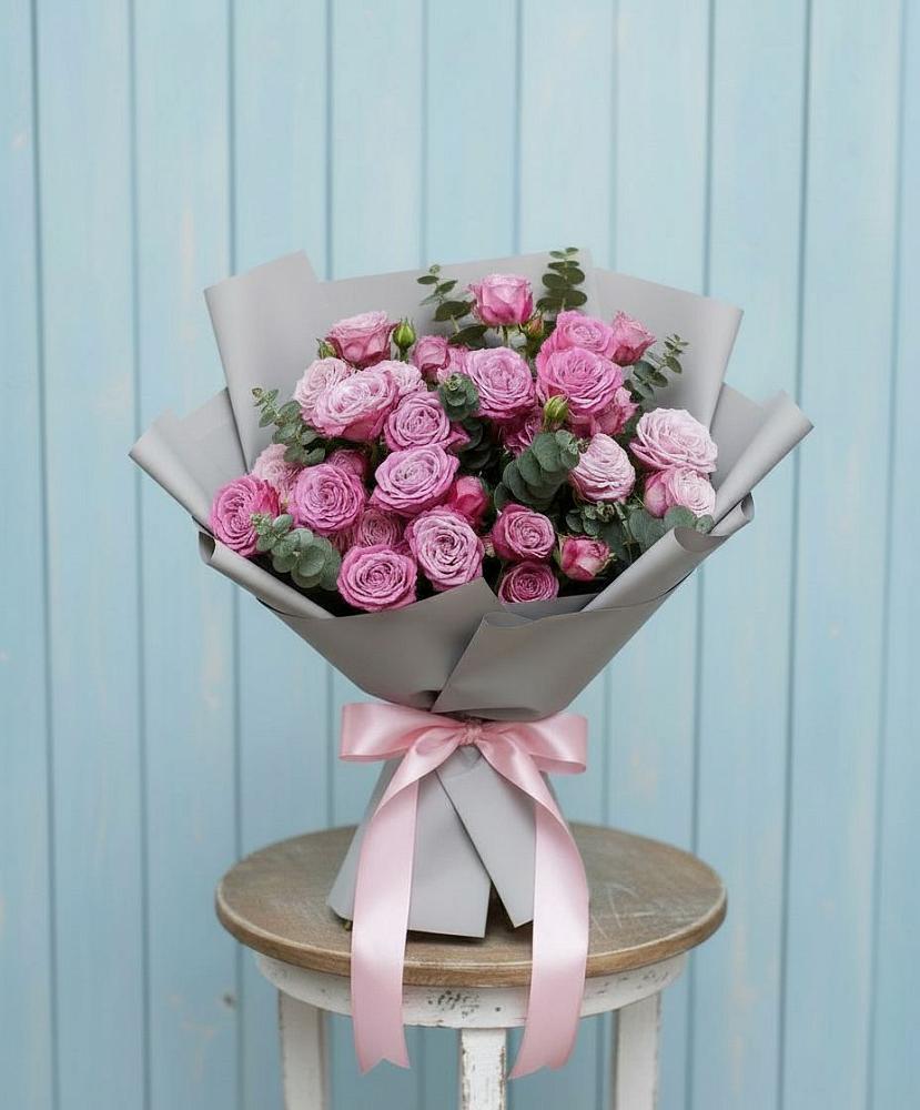 Букет цветов из: Розы в Орджоникидзевском