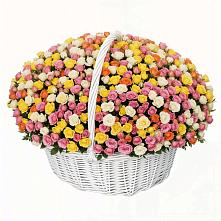 Премиум букет из: Розы в Орджоникидзевском