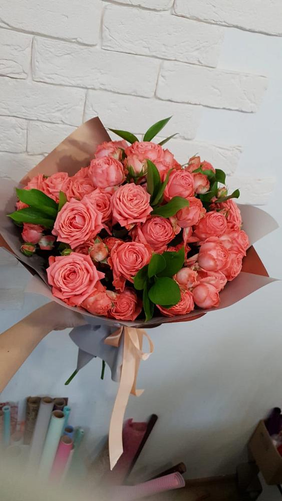 Букет цветов из: Розы в Орджоникидзевском