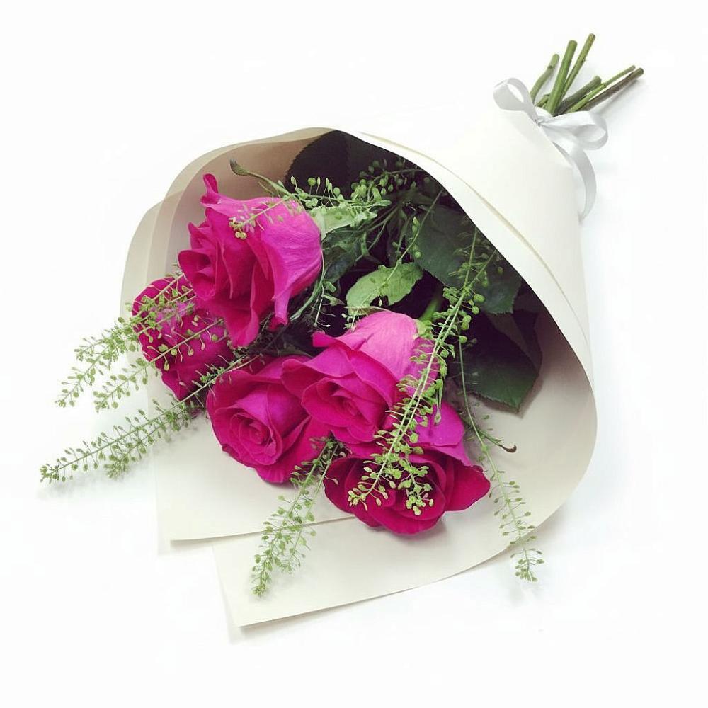 Букет цветов из: Розы в Орджоникидзевском