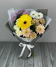 Букет цветов из:  Розы, Герберы и Хризантемы в Орджоникидзевском