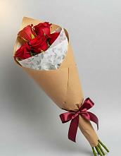 Букет цветов из:  Розы в Орджоникидзевском