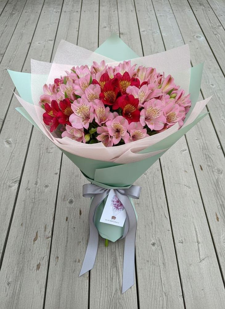 Букет цветов из: Альстромерии в Орджоникидзевском