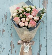 Букет цветов из:  Розы в Орджоникидзевском