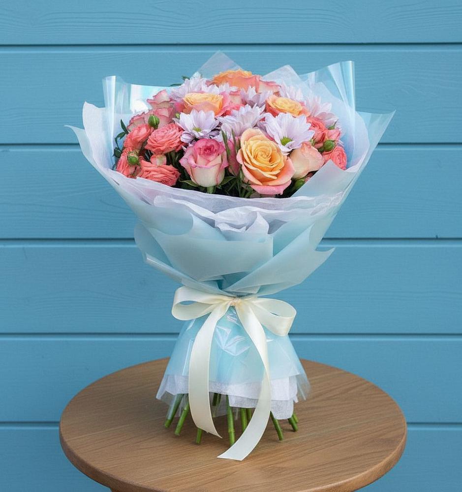 Букет цветов из: Хризантемы и Розы в Орджоникидзевском