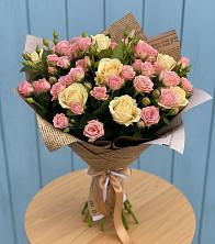 Букет цветов из:  Розы в Орджоникидзевском