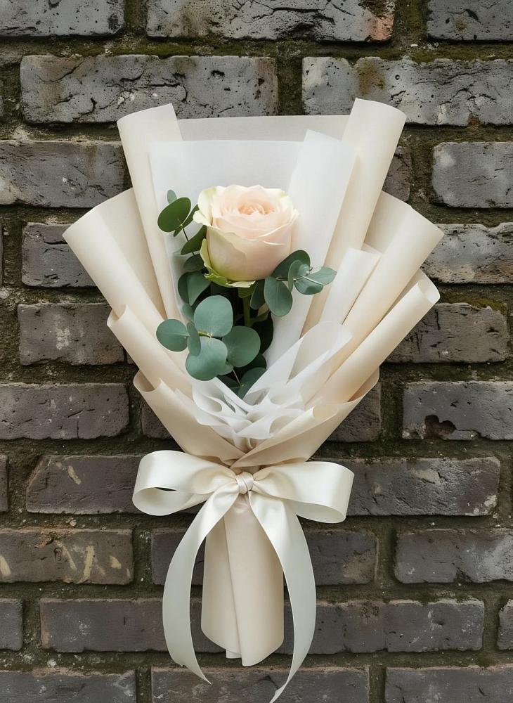 Букет цветов из: Розы в Орджоникидзевском