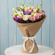Букет цветов из:  Лизиантусы в Орджоникидзевском